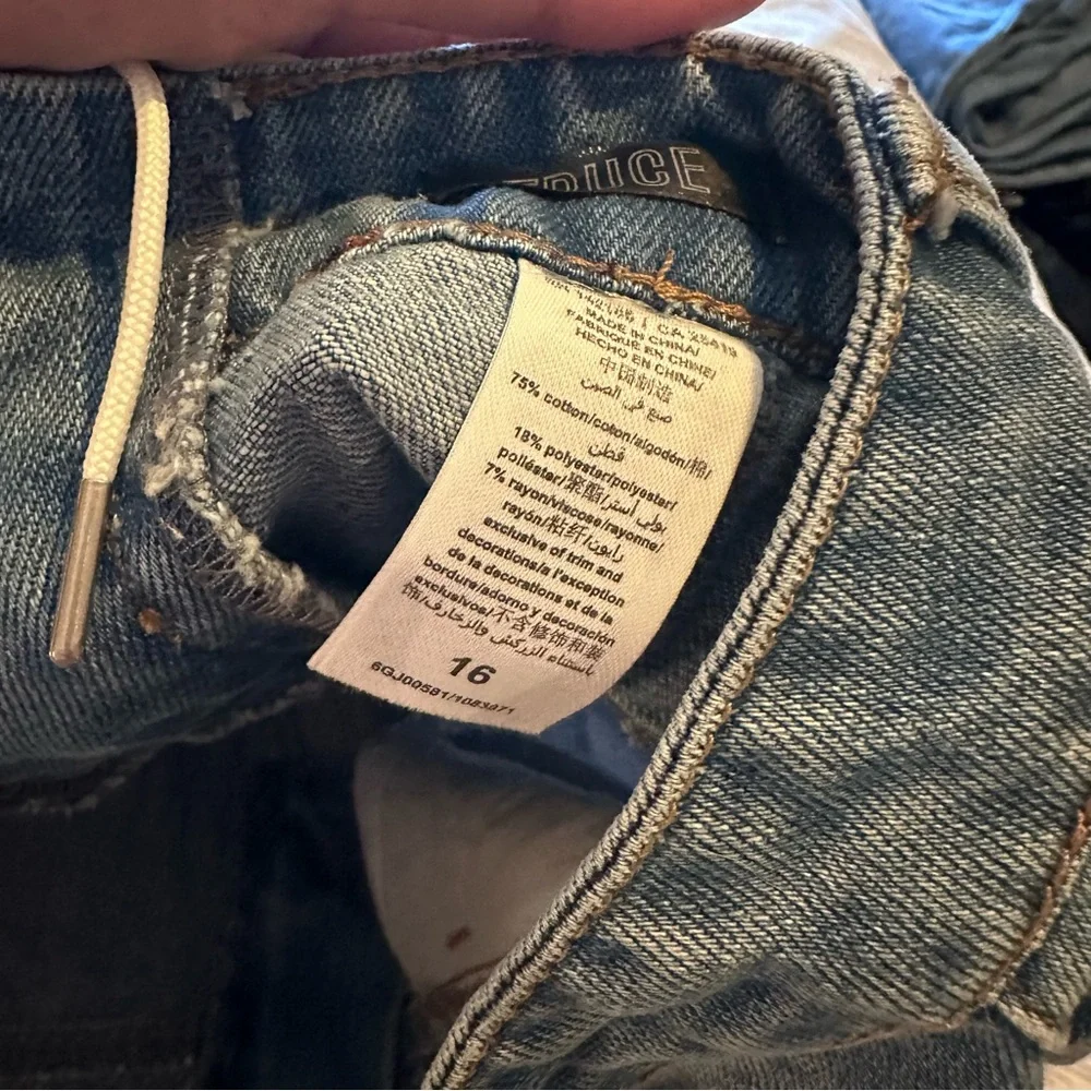 Truce Lace Up Denim Shorts - Picture 3 of 3